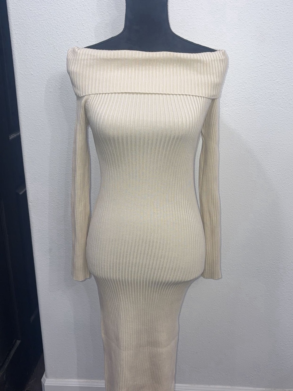 Steve Madden Off-Shoulder Ribbed Maxi Dress - Cream